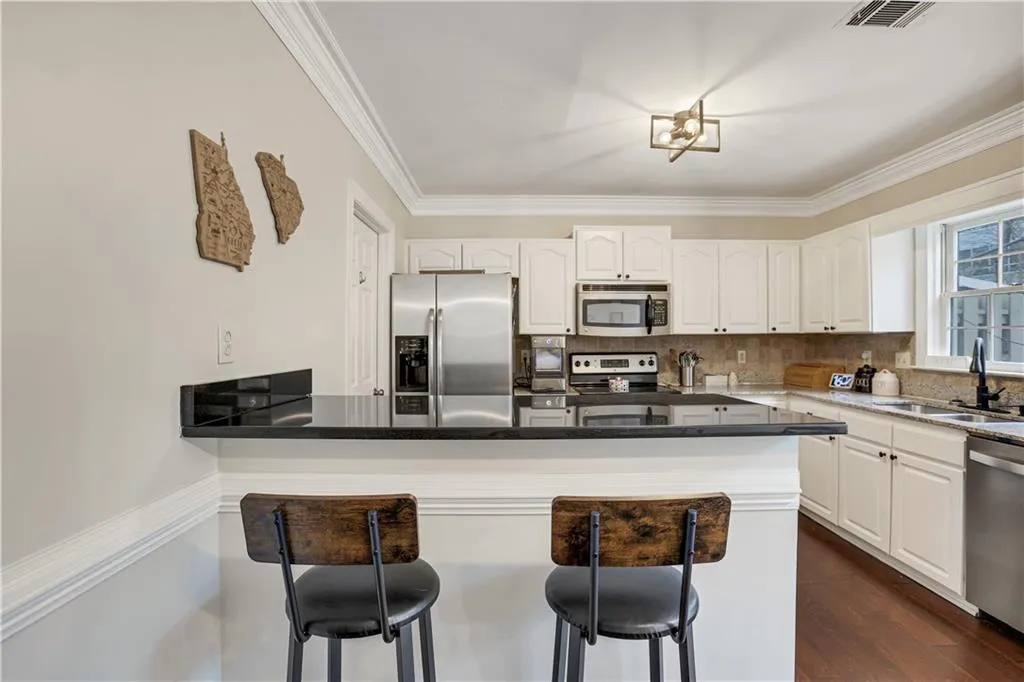 50 Mount Vernon Circle, Atlanta, Georgia 30338, 2 Bedrooms Bedrooms, ,2 BathroomsBathrooms,Residential,Sold,50 Mount Vernon Circle,7193969