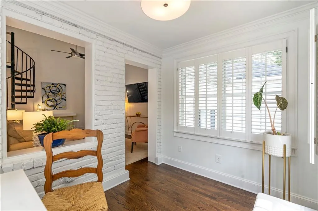 35 Sheridan Drive Ne Unit 12, Atlanta, Georgia 30305, 2 Bedrooms Bedrooms, ,1 BathroomBathrooms,Residential,For Sale,35 Sheridan Drive Ne Unit 12,7633797