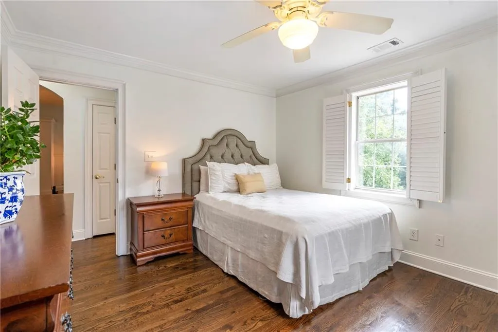35 Sheridan Drive Ne Unit 12, Atlanta, Georgia 30305, 2 Bedrooms Bedrooms, ,1 BathroomBathrooms,Residential,For Sale,35 Sheridan Drive Ne Unit 12,7633797