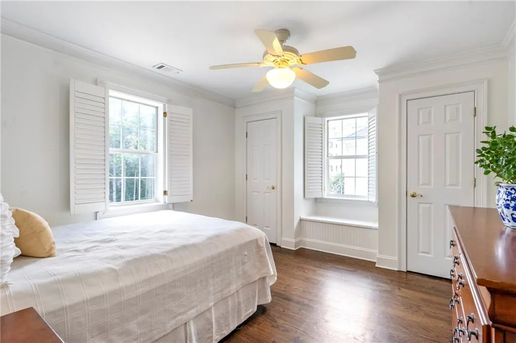 35 Sheridan Drive Ne Unit 12, Atlanta, Georgia 30305, 2 Bedrooms Bedrooms, ,1 BathroomBathrooms,Residential,For Sale,35 Sheridan Drive Ne Unit 12,7633797