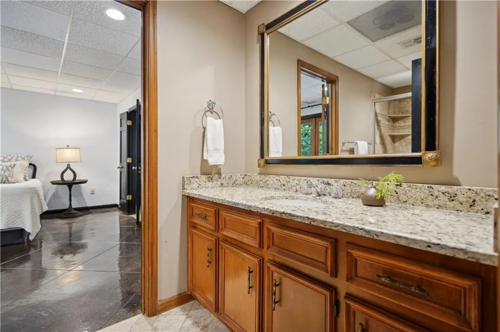 Fourth full bathroom