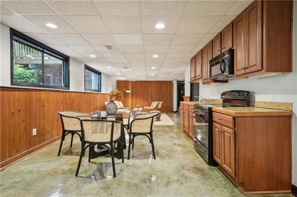 Full in-law suite