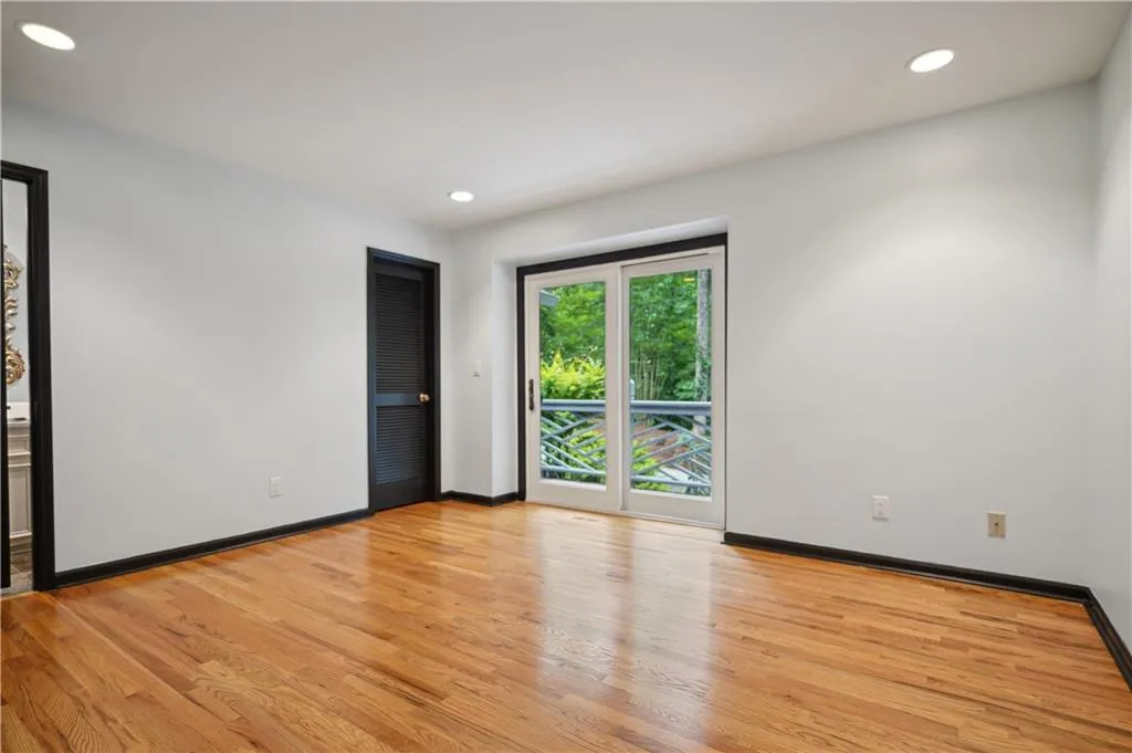 Second bedroom