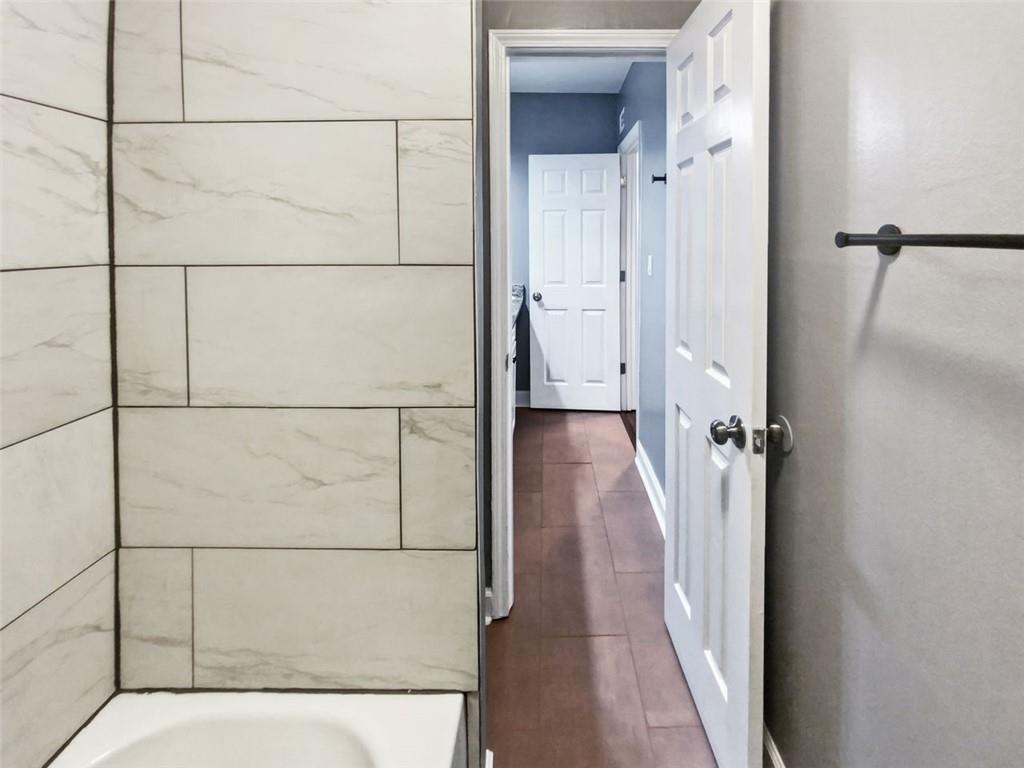 6980 ROSWELL Road Unit E12, Atlanta, Georgia 30328, 2 Bedrooms Bedrooms, ,1 BathroomBathrooms,Residential,Sold,6980 ROSWELL Road Unit E12,7324050