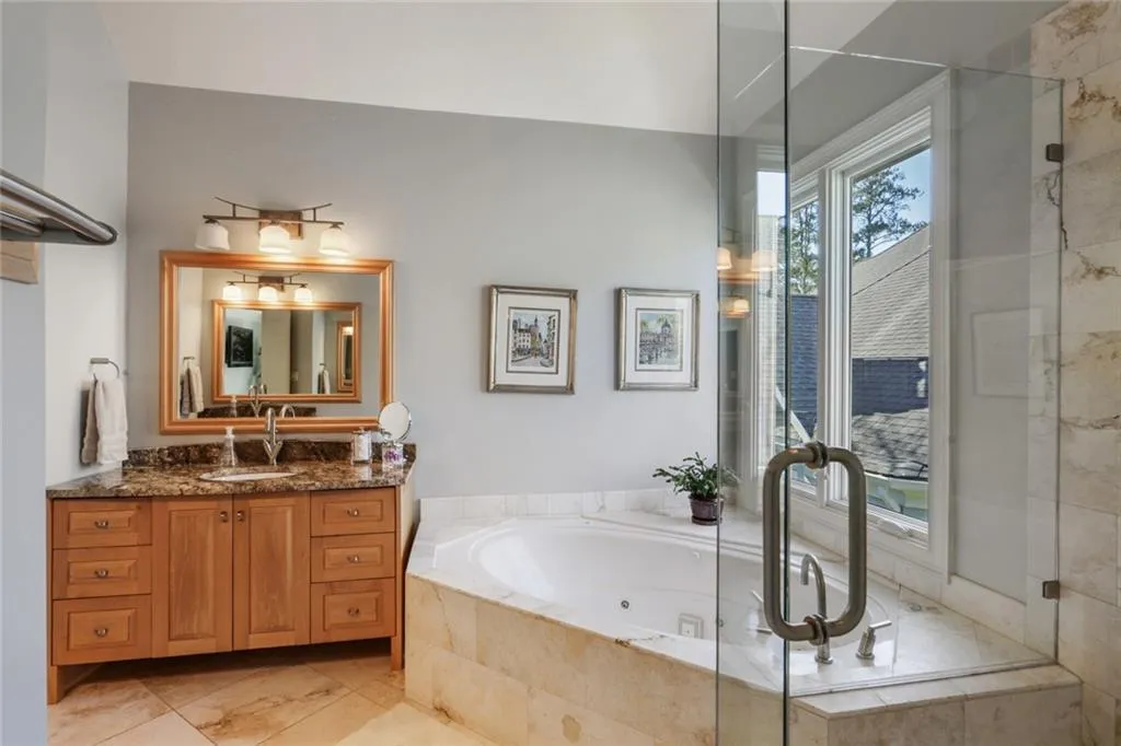 4565 Windsor Park Place, Atlanta, Georgia 30342, 3 Bedrooms Bedrooms, ,2 BathroomsBathrooms,Residential,Sold,4565 Windsor Park Place,7011098