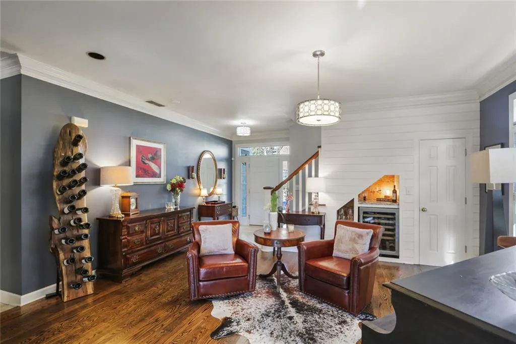 4565 Windsor Park Place, Atlanta, Georgia 30342, 3 Bedrooms Bedrooms, ,2 BathroomsBathrooms,Residential,Sold,4565 Windsor Park Place,7011098