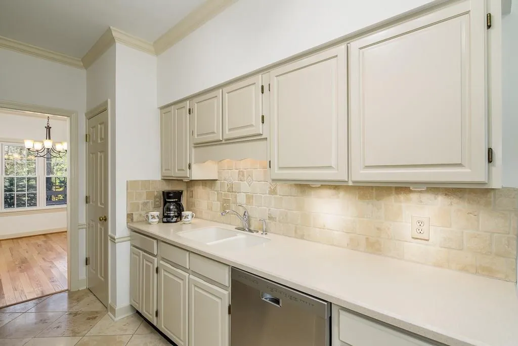 1160 Windsor Parkway Unit 3, Atlanta, Georgia 30319, 3 Bedrooms Bedrooms, ,2 BathroomsBathrooms,Residential,Sold,1160 Windsor Parkway Unit 3,6106493