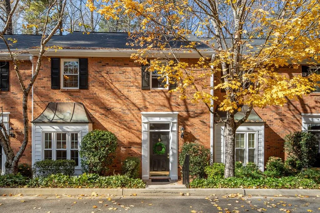 1160 Windsor Parkway Unit 3, Atlanta, Georgia 30319, 3 Bedrooms Bedrooms, ,2 BathroomsBathrooms,Residential,Sold,1160 Windsor Parkway Unit 3,6106493