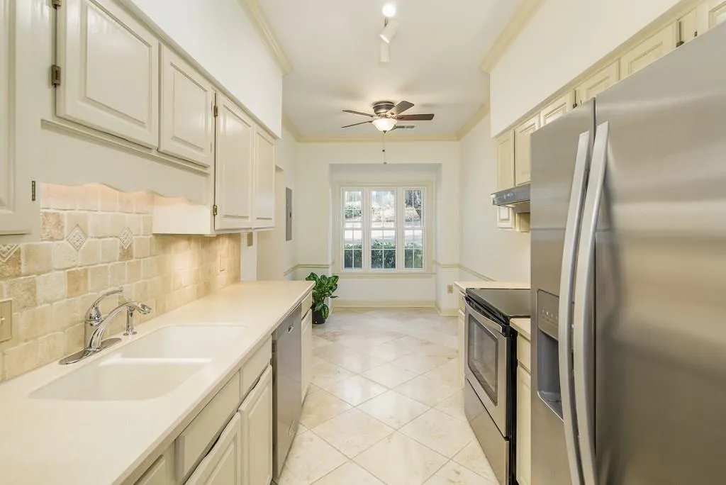 1160 Windsor Parkway Unit 3, Atlanta, Georgia 30319, 3 Bedrooms Bedrooms, ,2 BathroomsBathrooms,Residential,Sold,1160 Windsor Parkway Unit 3,6106493