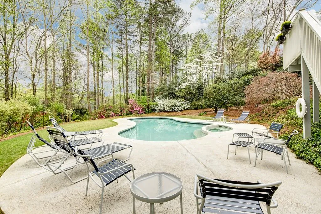 325 Wynland Trace, Sandy Springs, Georgia 30350, 3 Bedrooms Bedrooms, ,2 BathroomsBathrooms,Residential,Sold,325 Wynland Trace,5671410