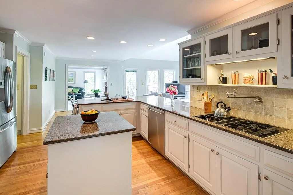 325 Wynland Trace, Sandy Springs, Georgia 30350, 3 Bedrooms Bedrooms, ,2 BathroomsBathrooms,Residential,Sold,325 Wynland Trace,5671410