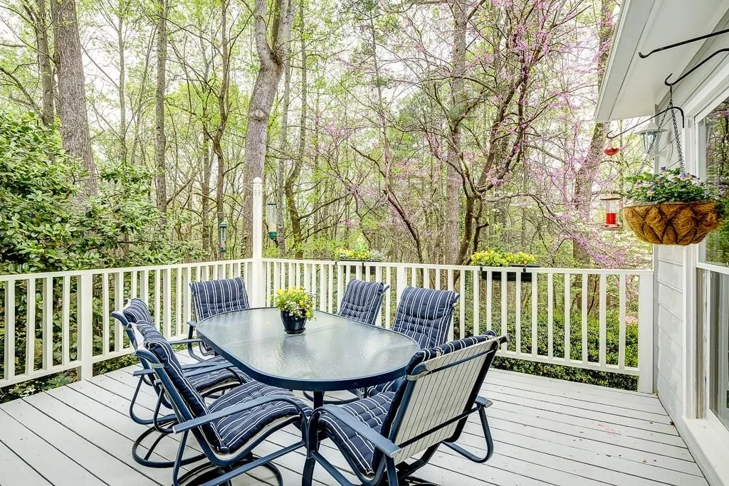 325 Wynland Trace, Sandy Springs, Georgia 30350, 3 Bedrooms Bedrooms, ,2 BathroomsBathrooms,Residential,Sold,325 Wynland Trace,5671410