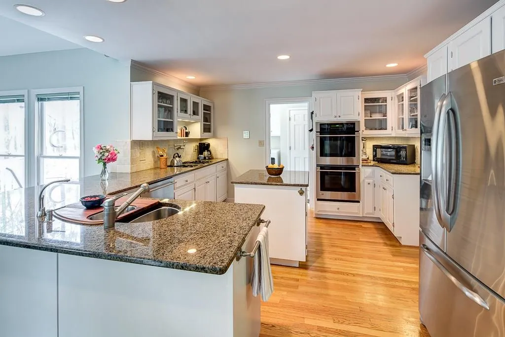 325 Wynland Trace, Sandy Springs, Georgia 30350, 3 Bedrooms Bedrooms, ,2 BathroomsBathrooms,Residential,Sold,325 Wynland Trace,5671410