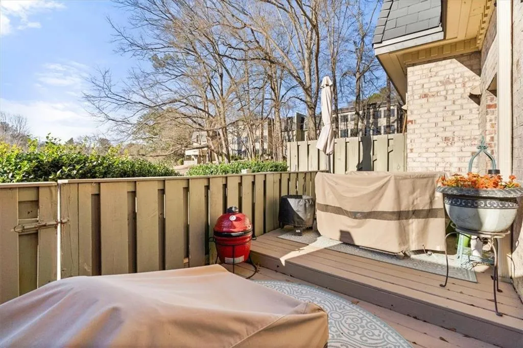 115 Elysian Way Nw, Atlanta, Georgia 30327, 2 Bedrooms Bedrooms, 0 ,2 BathroomsBathrooms,Residential,For Sale,115 Elysian Way Nw,7722453