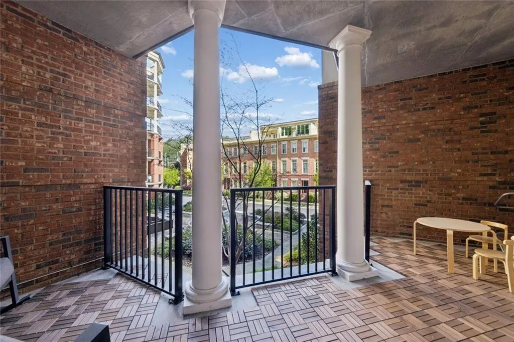 200 River Vista Drive Unit 311, Atlanta, Georgia 30339, 2 Bedrooms Bedrooms, ,2 BathroomsBathrooms,Residential,For Sale,200 River Vista Drive Unit 311,7740298