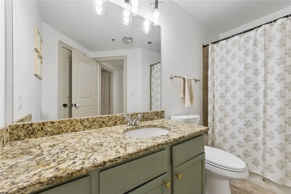 200 River Vista Drive Unit 311, Atlanta, Georgia 30339, 2 Bedrooms Bedrooms, ,2 BathroomsBathrooms,Residential,For Sale,200 River Vista Drive Unit 311,7740298