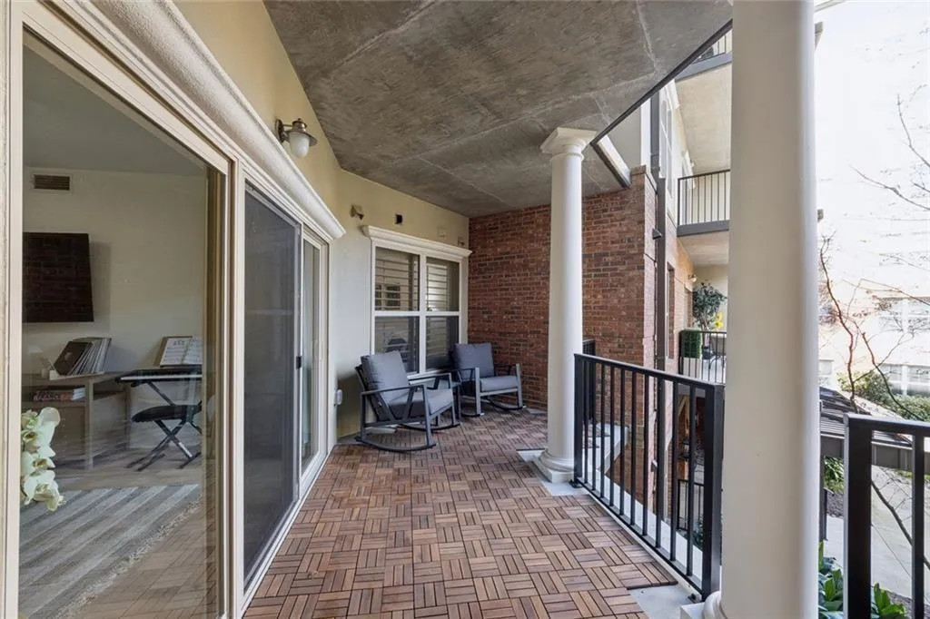 200 River Vista Drive Unit 311, Atlanta, Georgia 30339, 2 Bedrooms Bedrooms, ,2 BathroomsBathrooms,Residential,For Sale,200 River Vista Drive Unit 311,7740298