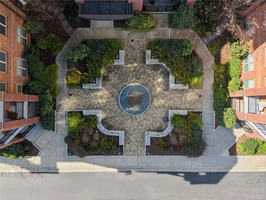 200 River Vista Drive Unit 311, Atlanta, Georgia 30339, 2 Bedrooms Bedrooms, ,2 BathroomsBathrooms,Residential,For Sale,200 River Vista Drive Unit 311,7740298