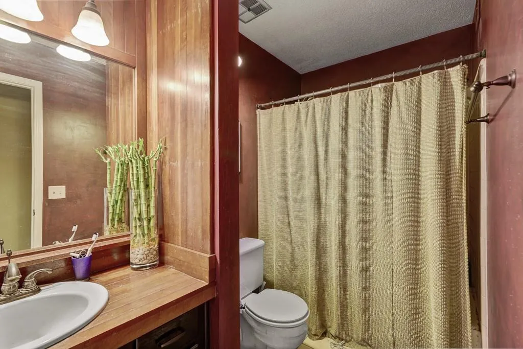 1703 Huntingdon Chase, Sandy Springs, Georgia 30350, 1 Bedroom Bedrooms, ,1 BathroomBathrooms,Residential,Sold,1703 Huntingdon Chase,6898981