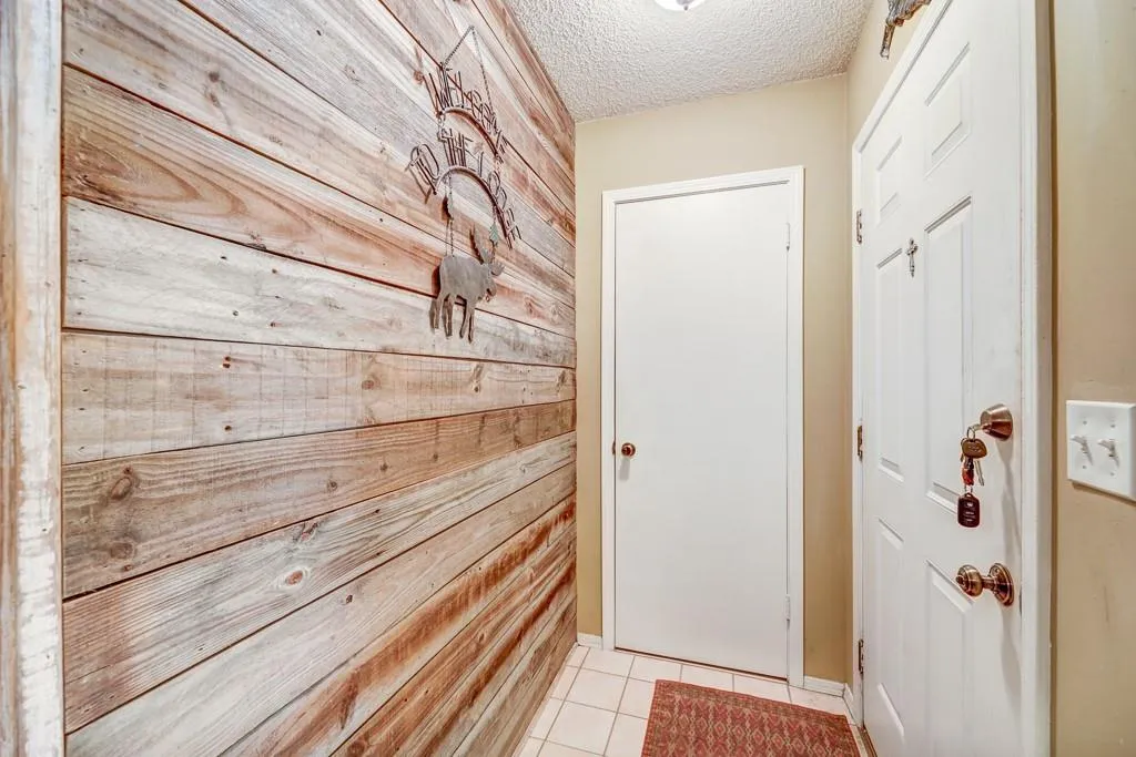 1703 Huntingdon Chase, Sandy Springs, Georgia 30350, 1 Bedroom Bedrooms, ,1 BathroomBathrooms,Residential,Sold,1703 Huntingdon Chase,6898981