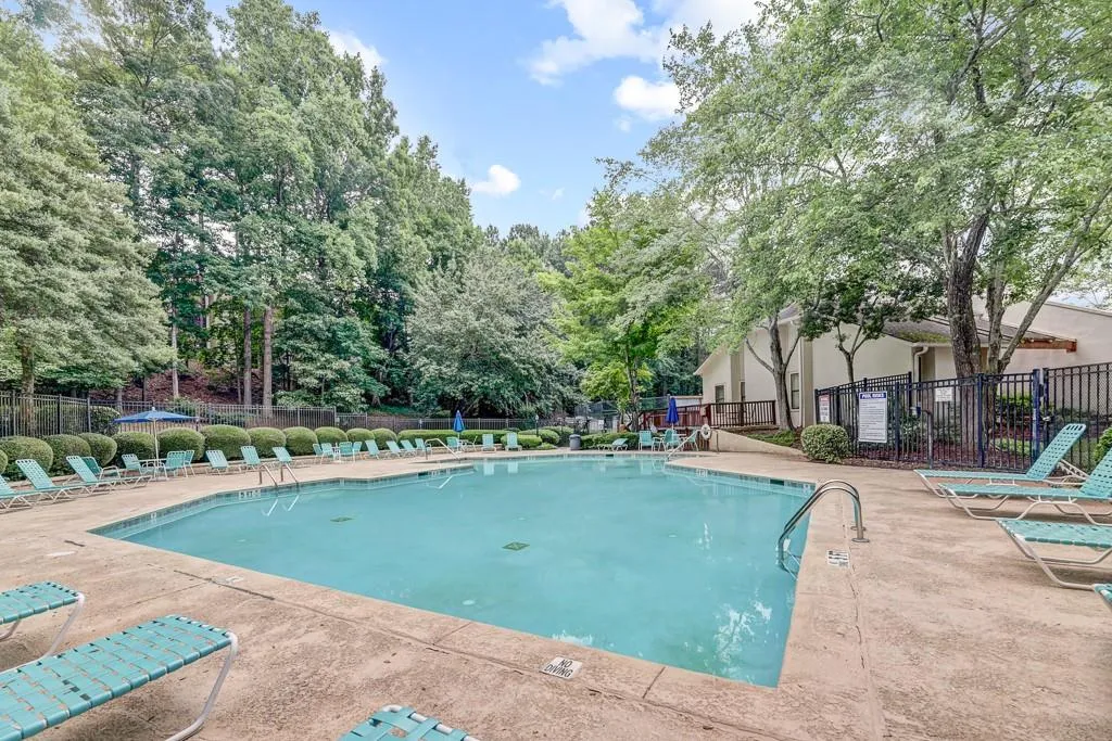 1703 Huntingdon Chase, Sandy Springs, Georgia 30350, 1 Bedroom Bedrooms, ,1 BathroomBathrooms,Residential,Sold,1703 Huntingdon Chase,6898981