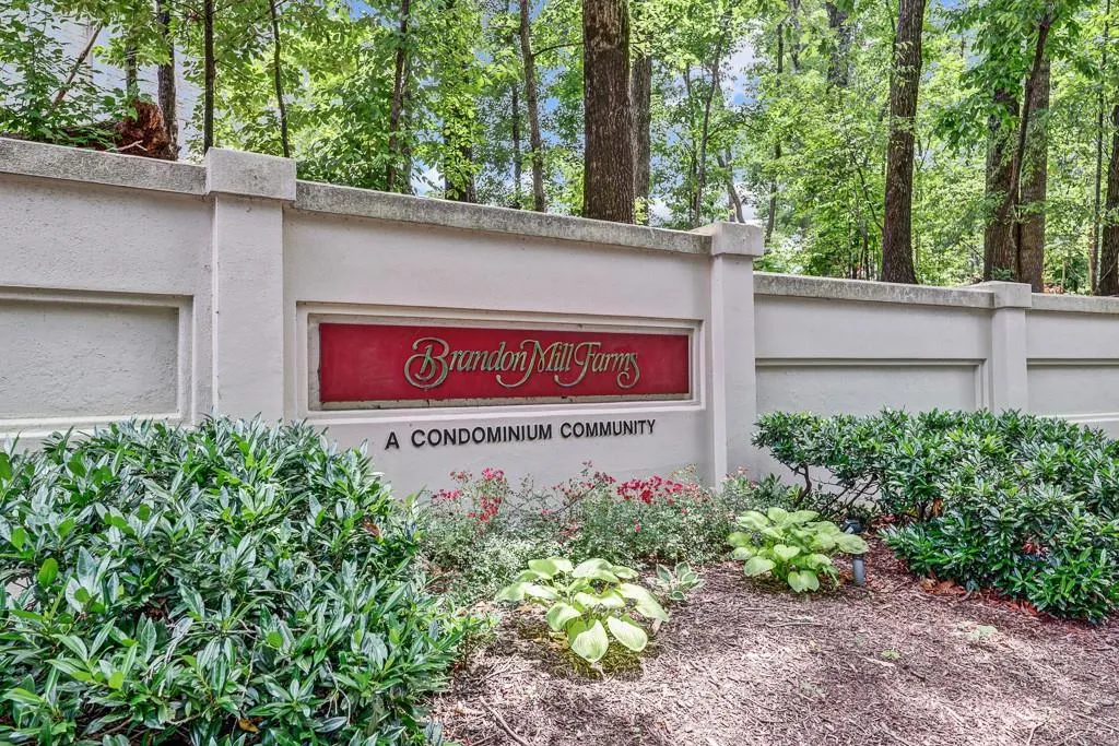 1703 Huntingdon Chase, Sandy Springs, Georgia 30350, 1 Bedroom Bedrooms, ,1 BathroomBathrooms,Residential,Sold,1703 Huntingdon Chase,6898981