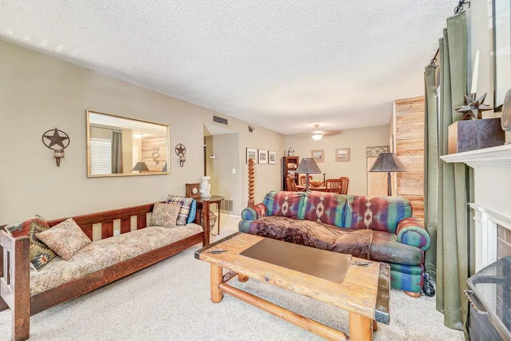 1703 Huntingdon Chase, Sandy Springs, Georgia 30350, 1 Bedroom Bedrooms, ,1 BathroomBathrooms,Residential,Sold,1703 Huntingdon Chase,6898981