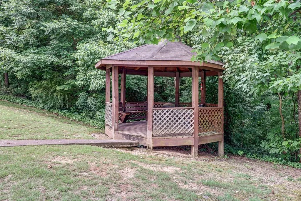 1703 Huntingdon Chase, Sandy Springs, Georgia 30350, 1 Bedroom Bedrooms, ,1 BathroomBathrooms,Residential,Sold,1703 Huntingdon Chase,6898981
