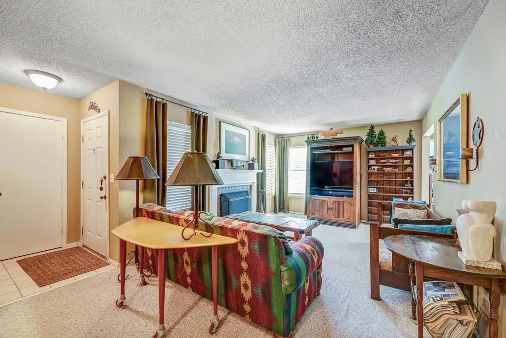 1703 Huntingdon Chase, Sandy Springs, Georgia 30350, 1 Bedroom Bedrooms, ,1 BathroomBathrooms,Residential,Sold,1703 Huntingdon Chase,6898981