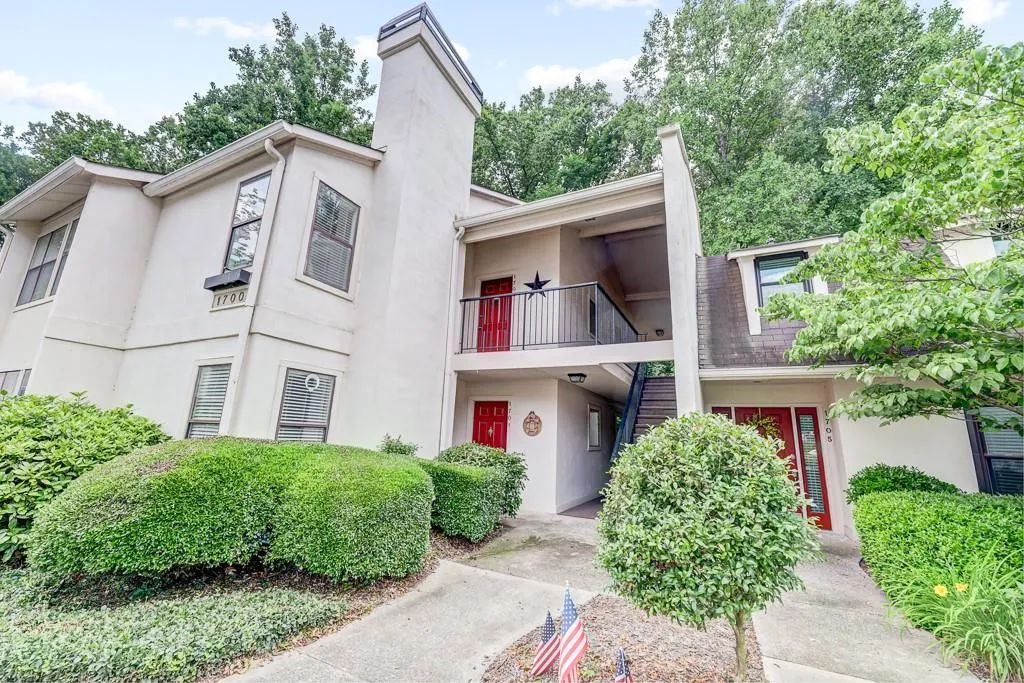 1703 Huntingdon Chase, Sandy Springs, Georgia 30350, 1 Bedroom Bedrooms, ,1 BathroomBathrooms,Residential,Sold,1703 Huntingdon Chase,6898981