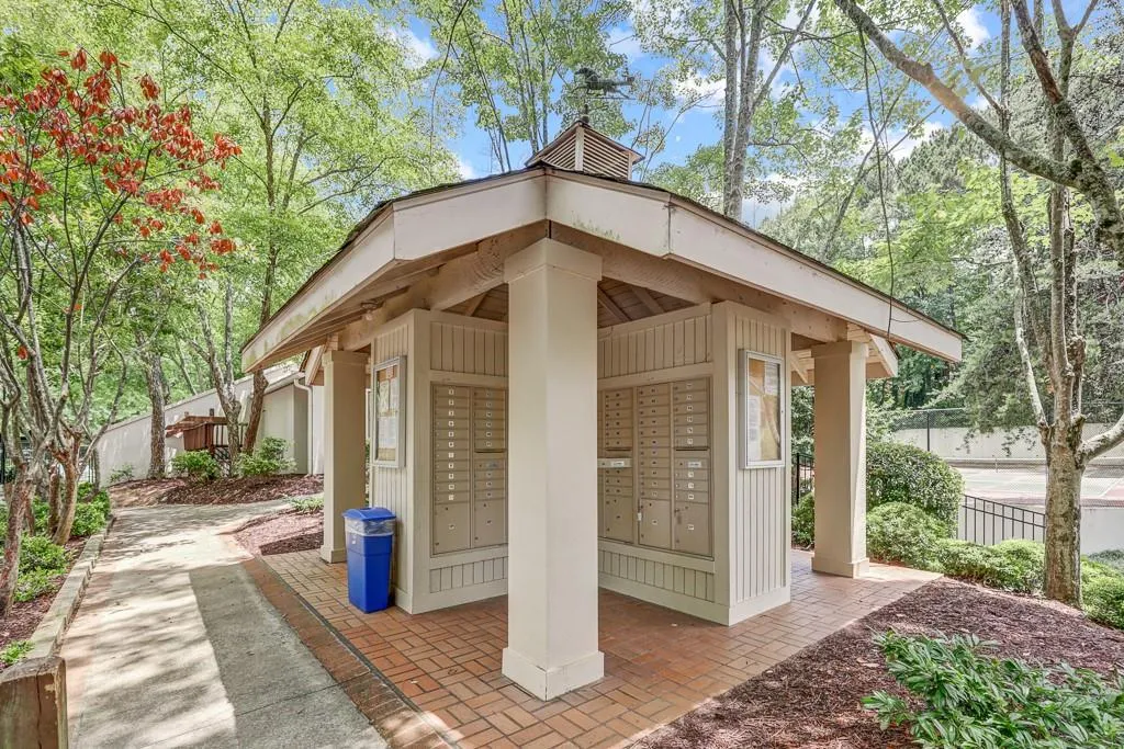 1703 Huntingdon Chase, Sandy Springs, Georgia 30350, 1 Bedroom Bedrooms, ,1 BathroomBathrooms,Residential,Sold,1703 Huntingdon Chase,6898981