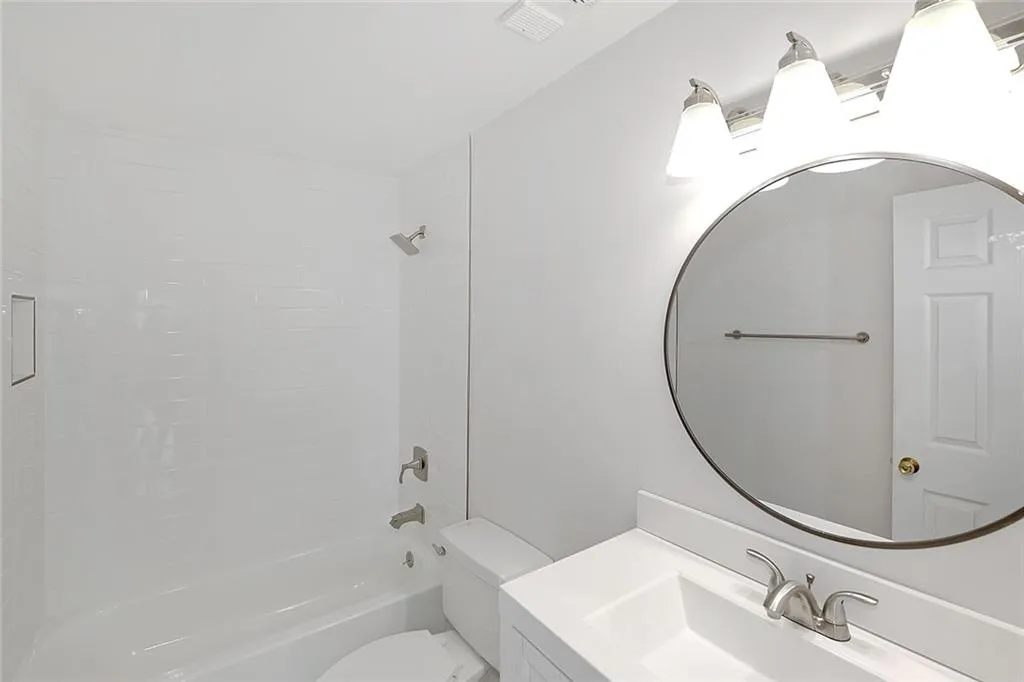 795 Hammond Drive Unit 2104, Atlanta, Georgia 30328, 1 Bedroom Bedrooms, ,1 BathroomBathrooms,Residential,Sold,795 Hammond Drive Unit 2104,6922793