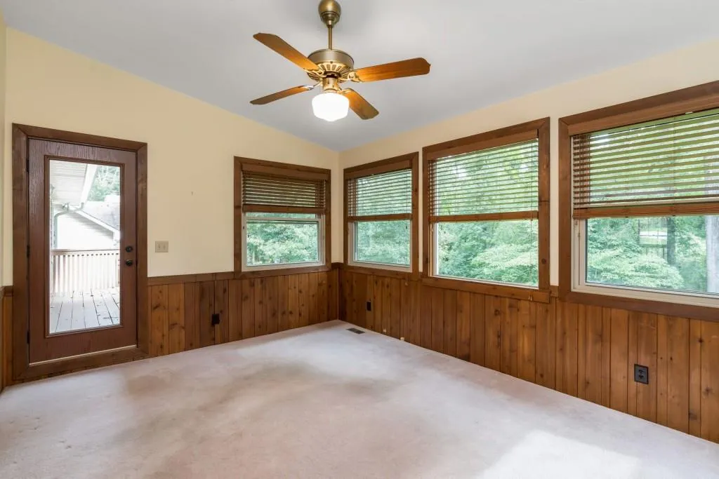 270 Mark Trail, Sandy Springs, Georgia 30328, 4 Bedrooms Bedrooms, ,3 BathroomsBathrooms,Residential,Sold,270 Mark Trail,6763552