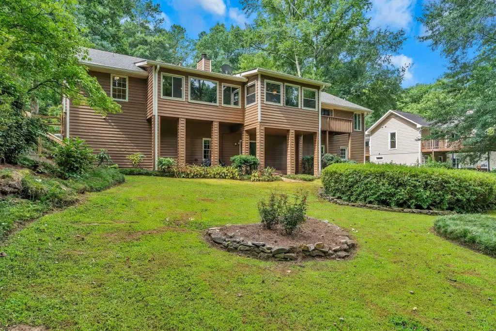 270 Mark Trail, Sandy Springs, Georgia 30328, 4 Bedrooms Bedrooms, ,3 BathroomsBathrooms,Residential,Sold,270 Mark Trail,6763552