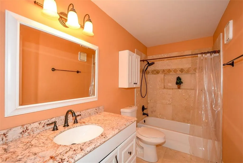 908 Woodcliff Drive, Sandy Springs, Georgia 30350, 2 Bedrooms Bedrooms, ,2 BathroomsBathrooms,Residential,Sold,908 Woodcliff Drive,5924674