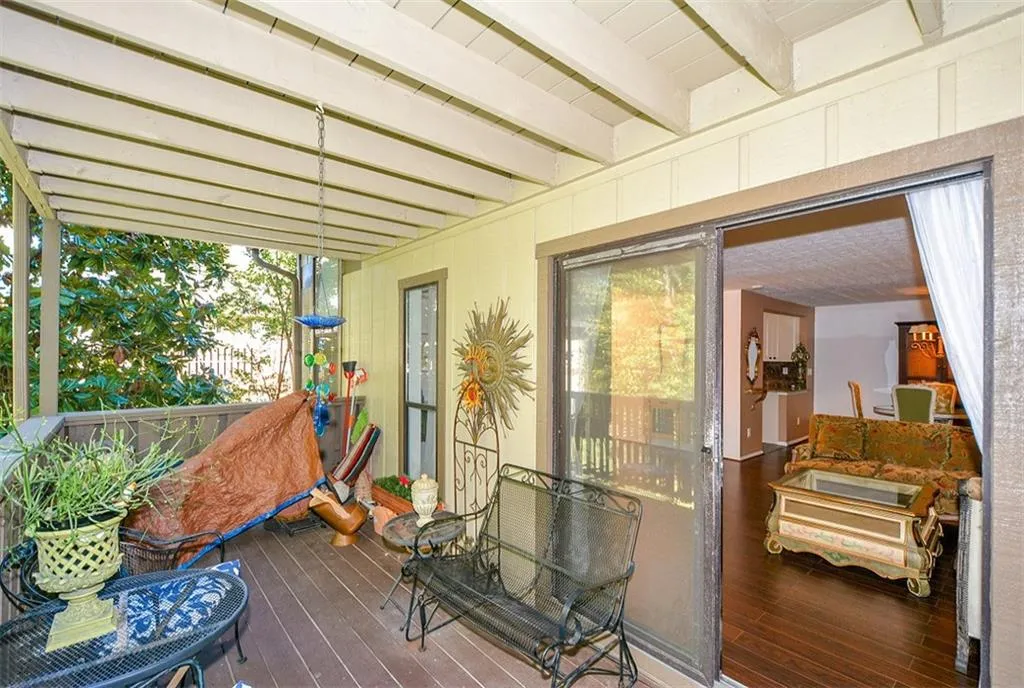 908 Woodcliff Drive, Sandy Springs, Georgia 30350, 2 Bedrooms Bedrooms, ,2 BathroomsBathrooms,Residential,Sold,908 Woodcliff Drive,5924674