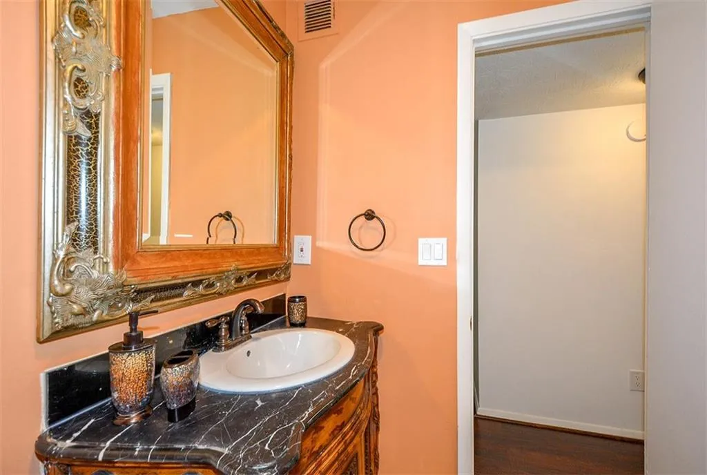 908 Woodcliff Drive, Sandy Springs, Georgia 30350, 2 Bedrooms Bedrooms, ,2 BathroomsBathrooms,Residential,Sold,908 Woodcliff Drive,5924674