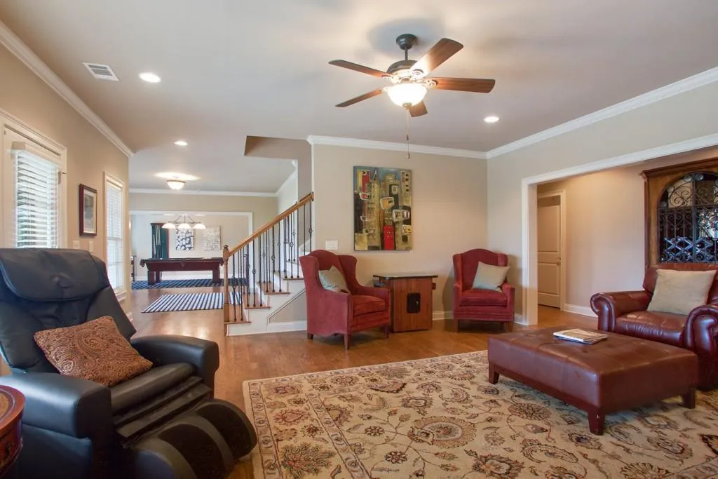 4588 Stella Drive, Atlanta, Georgia 30327, 6 Bedrooms Bedrooms, ,6 BathroomsBathrooms,Residential,Sold,4588 Stella Drive,5653001