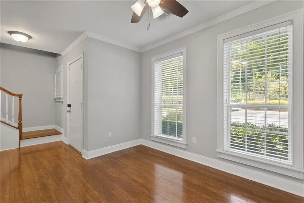 802 Masons Creek Circle, Sandy Springs, Georgia 30350, 2 Bedrooms Bedrooms, ,2 BathroomsBathrooms,Residential,Sold,802 Masons Creek Circle,6914044