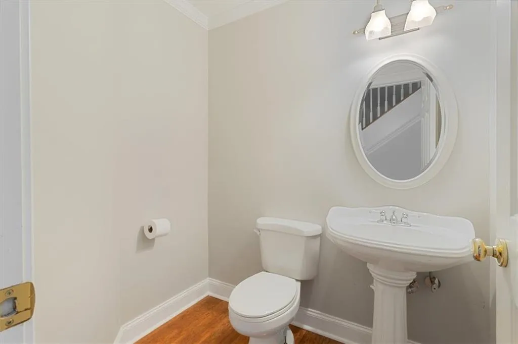 802 Masons Creek Circle, Sandy Springs, Georgia 30350, 2 Bedrooms Bedrooms, ,2 BathroomsBathrooms,Residential,Sold,802 Masons Creek Circle,6914044