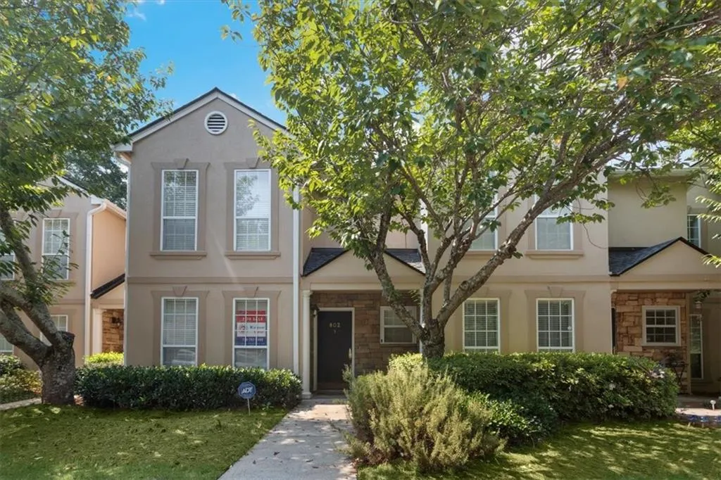 802 Masons Creek Circle, Sandy Springs, Georgia 30350, 2 Bedrooms Bedrooms, ,2 BathroomsBathrooms,Residential,Sold,802 Masons Creek Circle,6914044