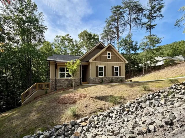 Move In Ready Ranch Home!!!