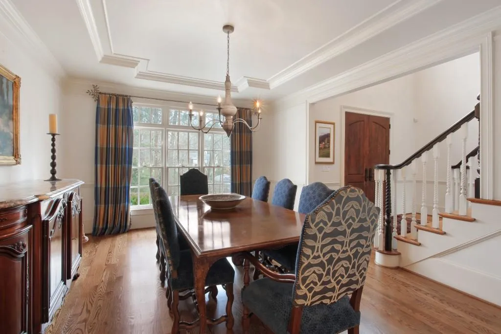 495 Londonberry Road, Sandy Springs, Georgia 30327, 5 Bedrooms Bedrooms, ,5 BathroomsBathrooms,Residential,Sold,495 Londonberry Road,6697168