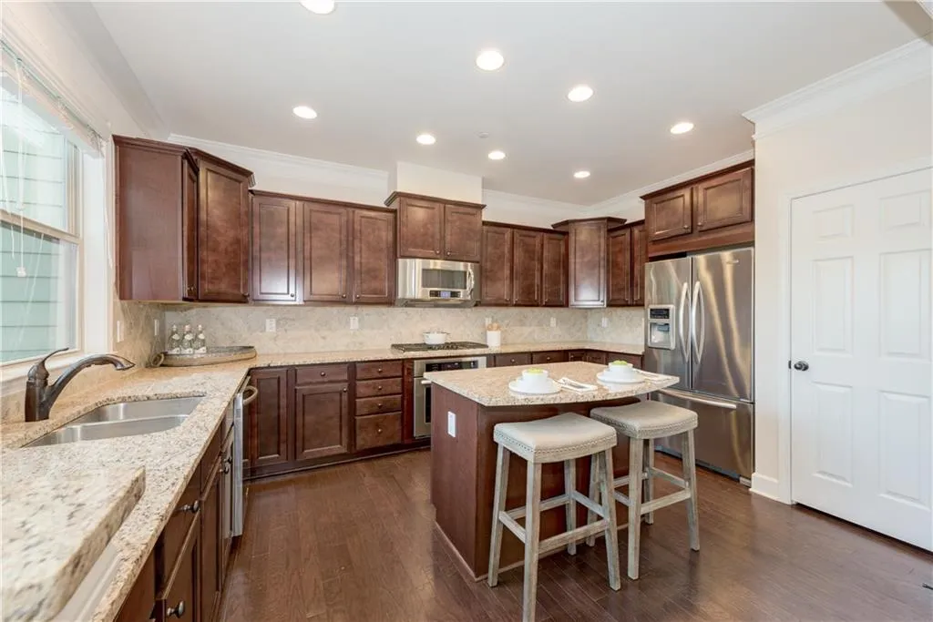 537 Sarabrook Place, Atlanta, Georgia 30342, 4 Bedrooms Bedrooms, ,3 BathroomsBathrooms,Residential,Sold,537 Sarabrook Place,5873663
