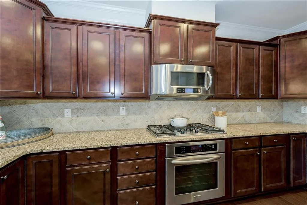 537 Sarabrook Place, Atlanta, Georgia 30342, 4 Bedrooms Bedrooms, ,3 BathroomsBathrooms,Residential,Sold,537 Sarabrook Place,5873663