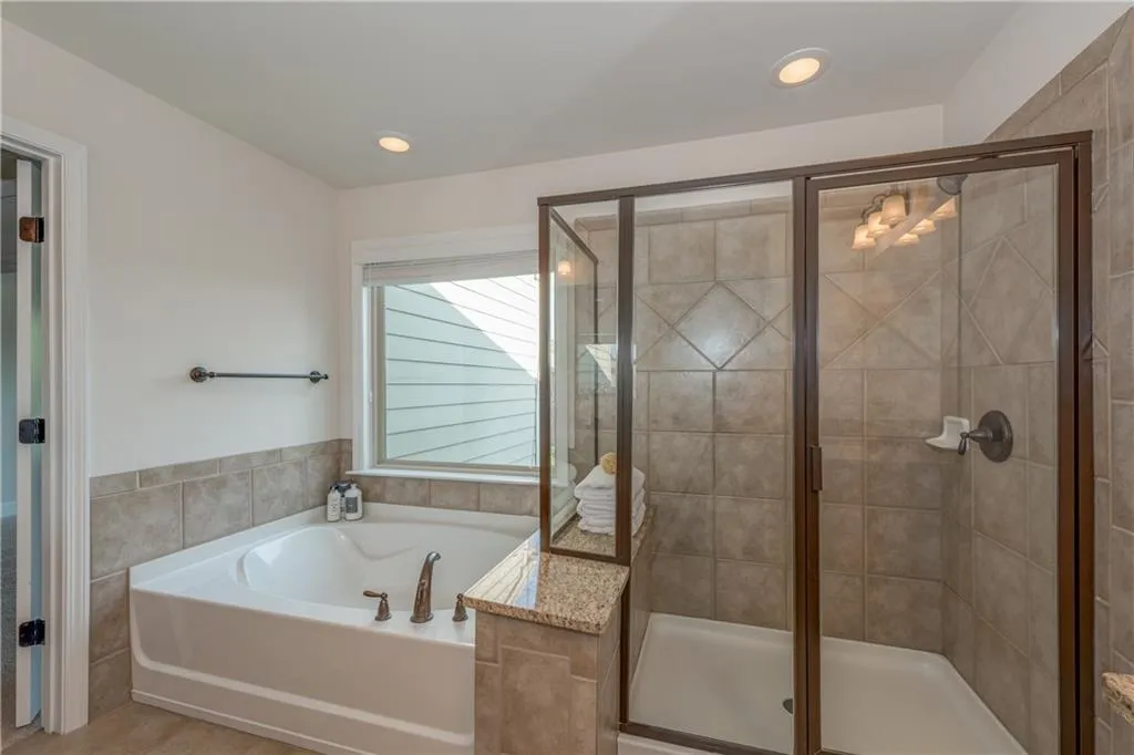 537 Sarabrook Place, Atlanta, Georgia 30342, 4 Bedrooms Bedrooms, ,3 BathroomsBathrooms,Residential,Sold,537 Sarabrook Place,5873663