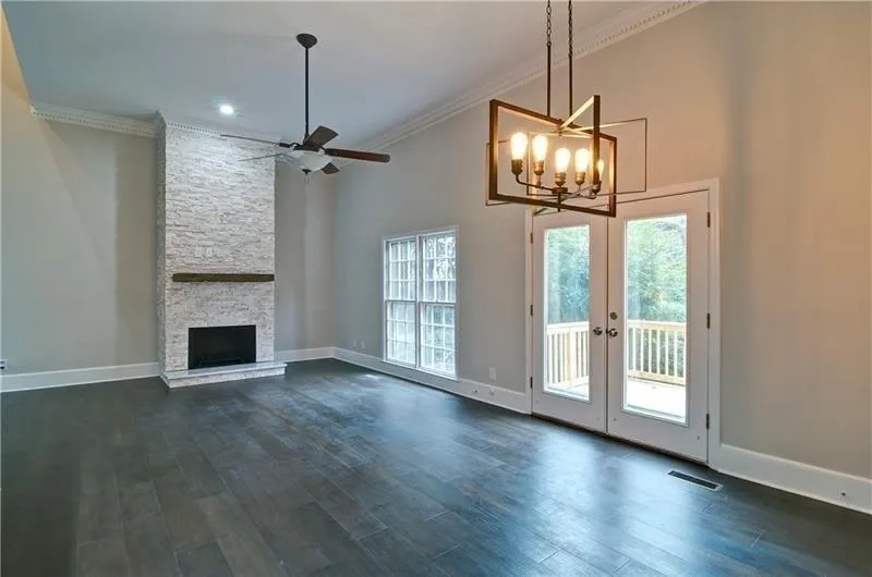 208 Brandywine Circle, Sandy Springs, Georgia 30350, 4 Bedrooms Bedrooms, ,3 BathroomsBathrooms,Residential,Sold,208 Brandywine Circle,6107053