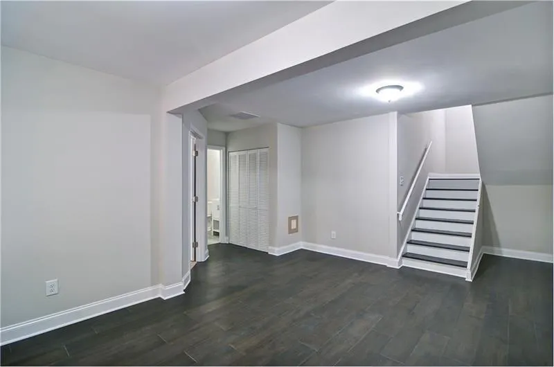 208 Brandywine Circle, Sandy Springs, Georgia 30350, 4 Bedrooms Bedrooms, ,3 BathroomsBathrooms,Residential,Sold,208 Brandywine Circle,6107053