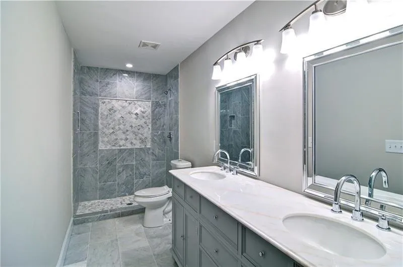 208 Brandywine Circle, Sandy Springs, Georgia 30350, 4 Bedrooms Bedrooms, ,3 BathroomsBathrooms,Residential,Sold,208 Brandywine Circle,6107053