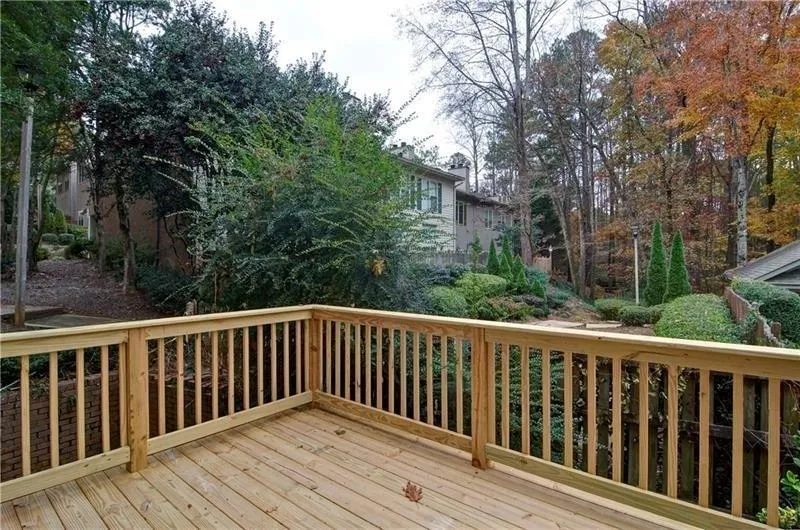 208 Brandywine Circle, Sandy Springs, Georgia 30350, 4 Bedrooms Bedrooms, ,3 BathroomsBathrooms,Residential,Sold,208 Brandywine Circle,6107053